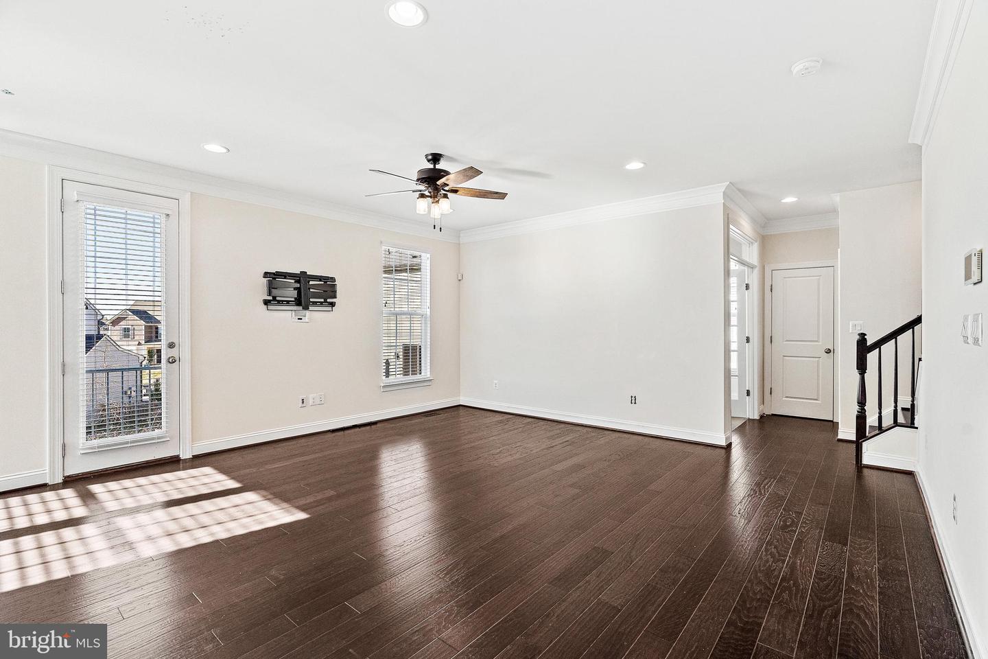 9557 KIMBLETON HALL LOOP