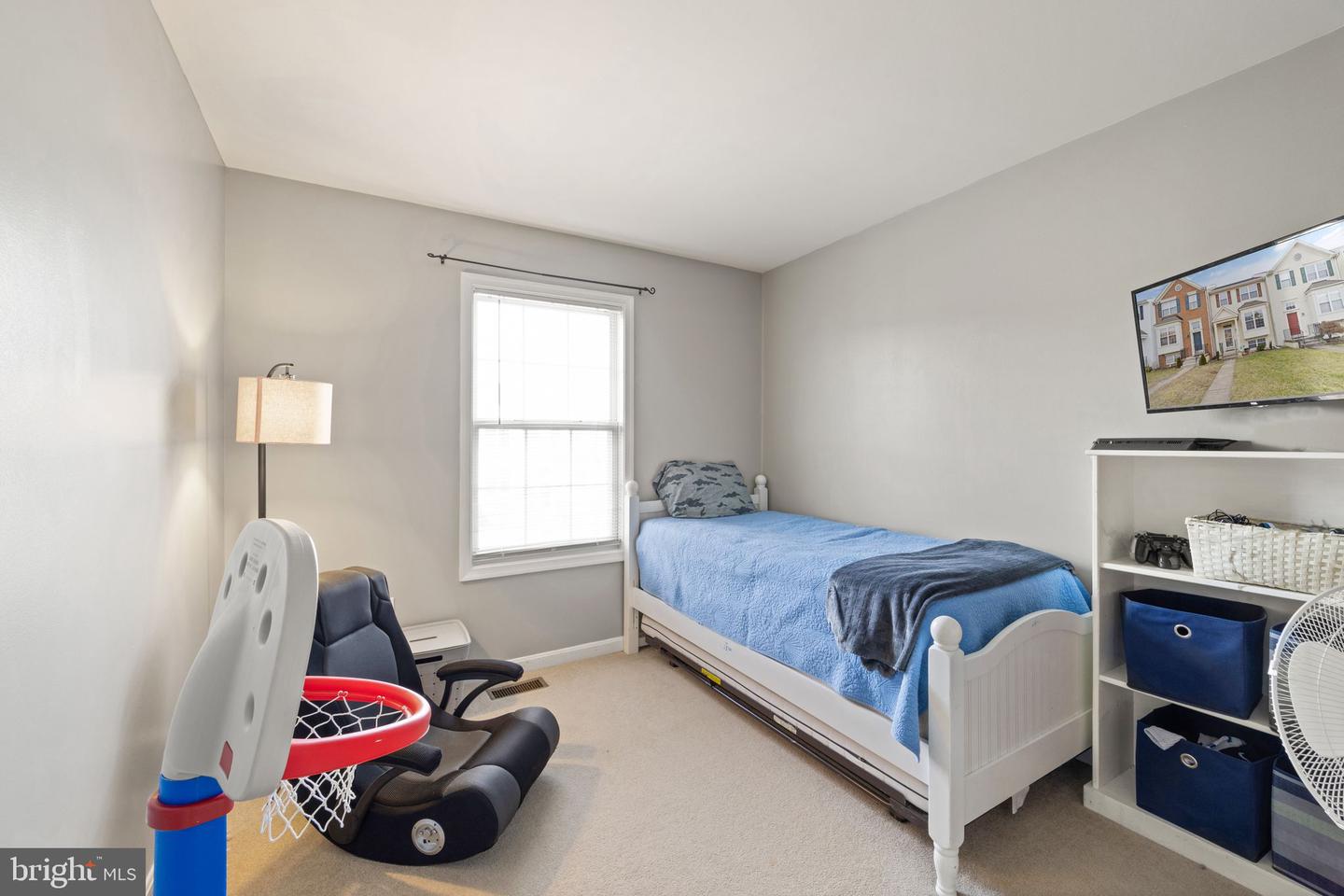 8485 TACKHOUSE LOOP