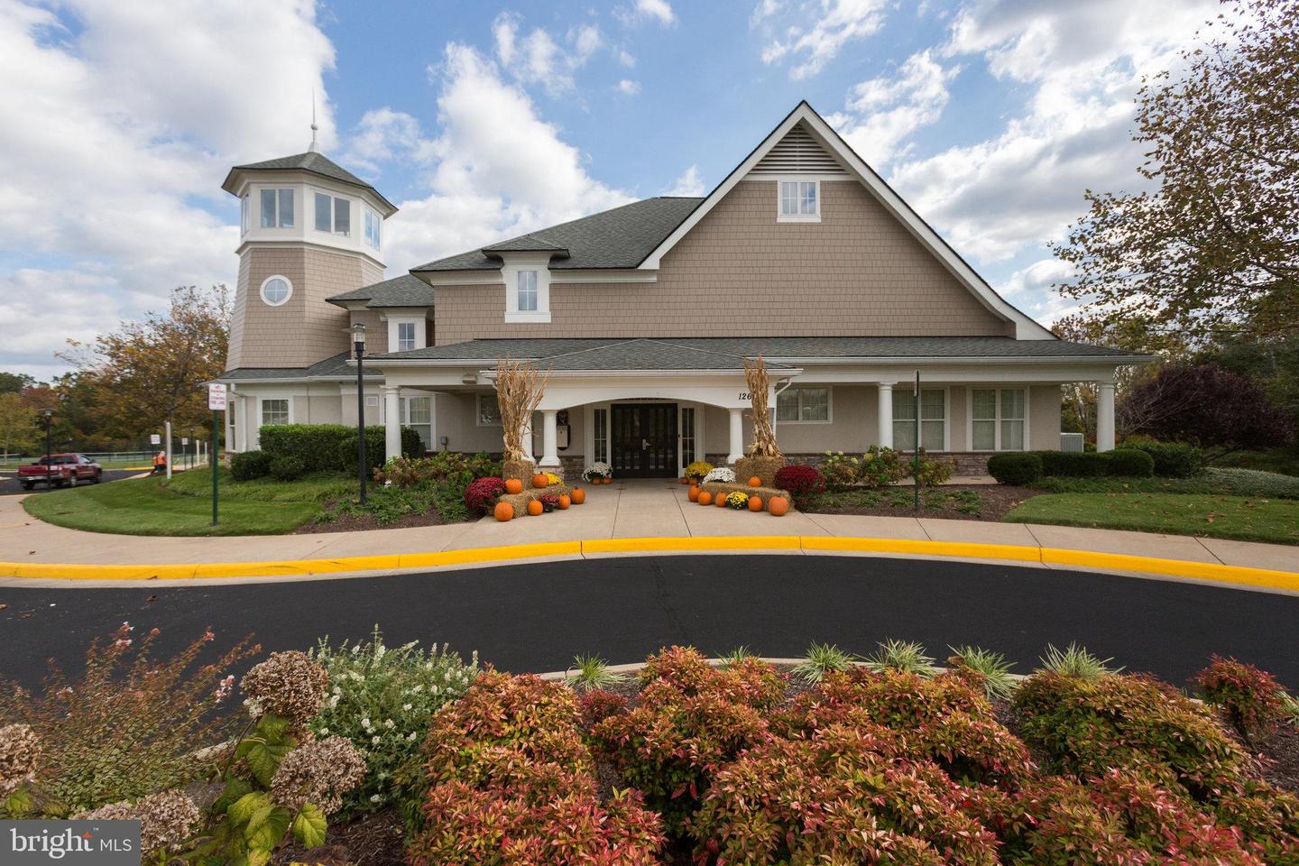 11900 WATERTON LAKE LANE