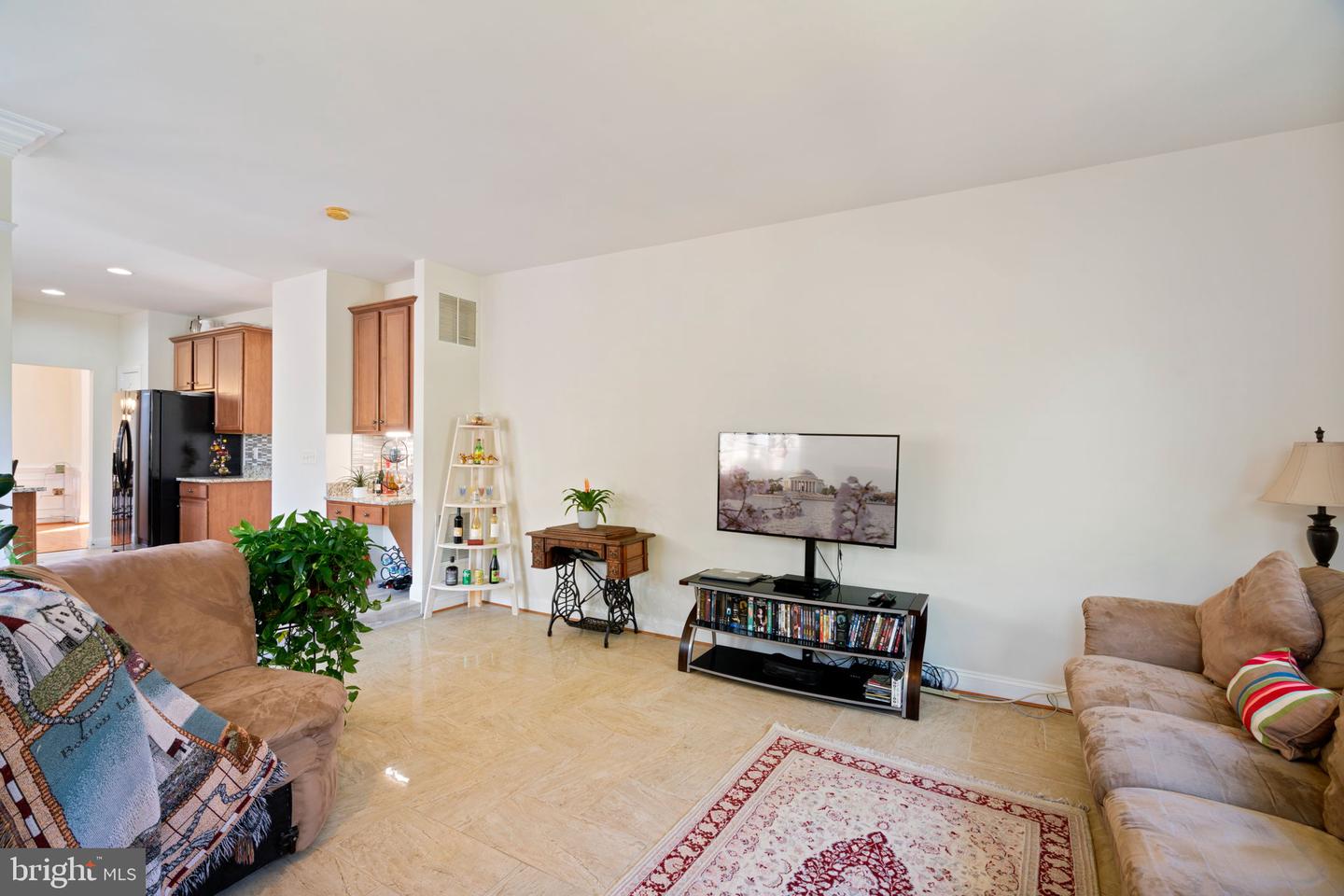 3424 WOOLFENDEN COURT
