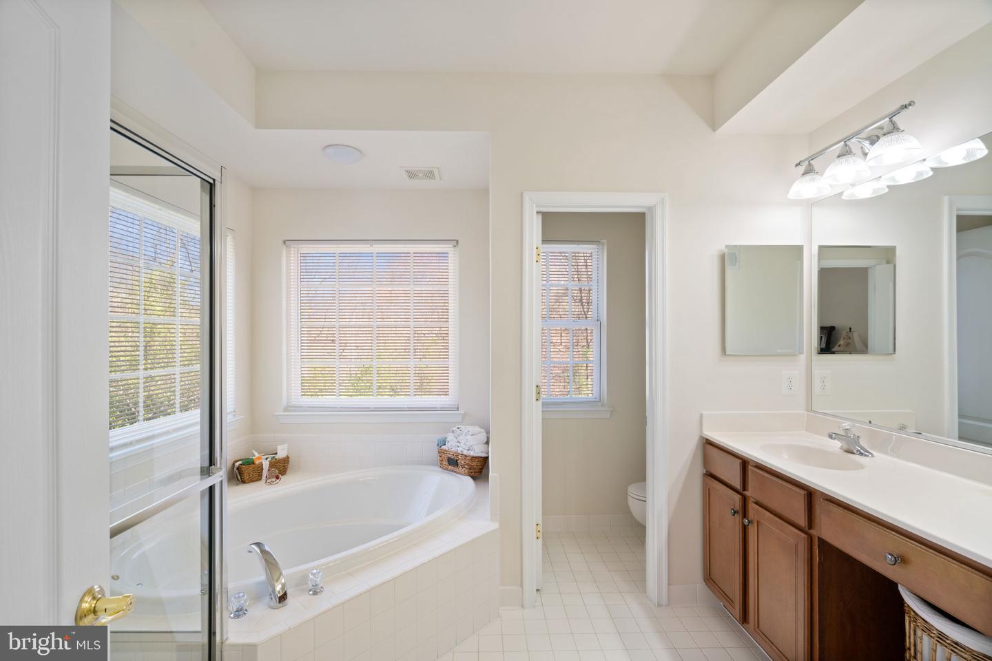 3424 WOOLFENDEN COURT