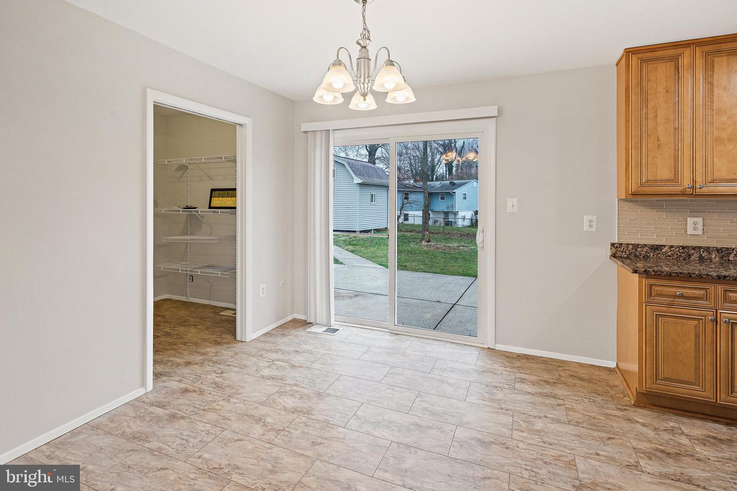 4303 KIRKLAND COURT