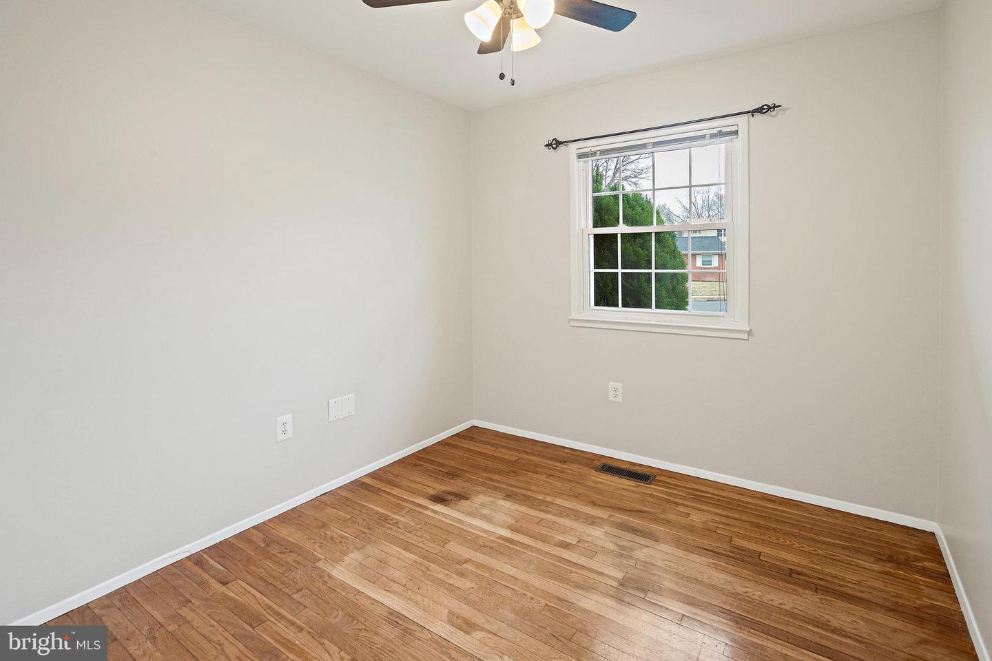 4303 KIRKLAND COURT