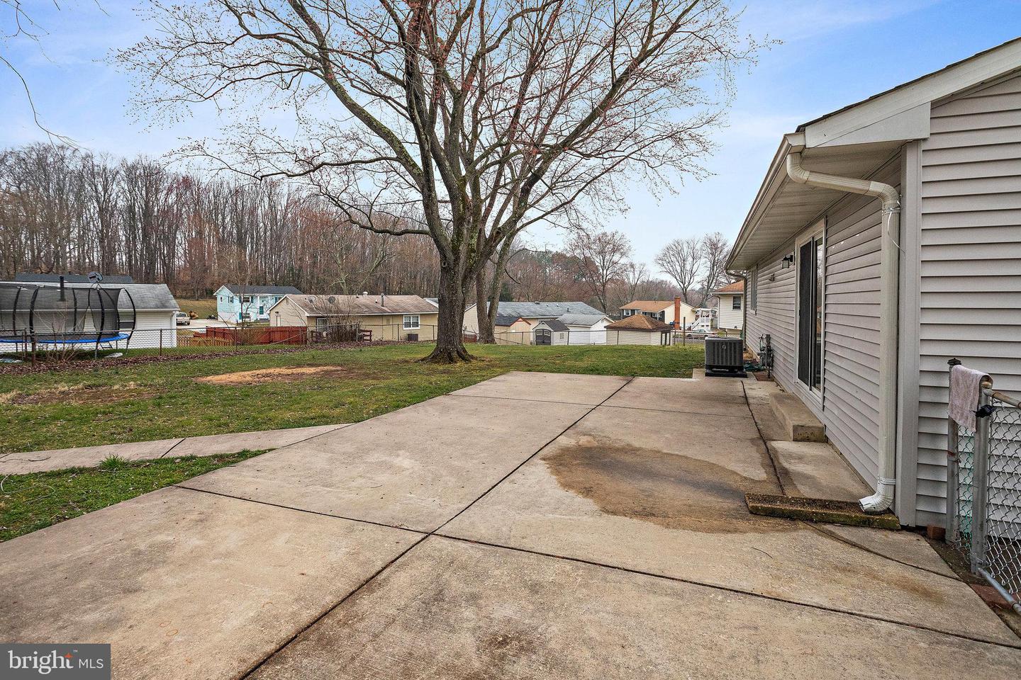 4303 KIRKLAND COURT