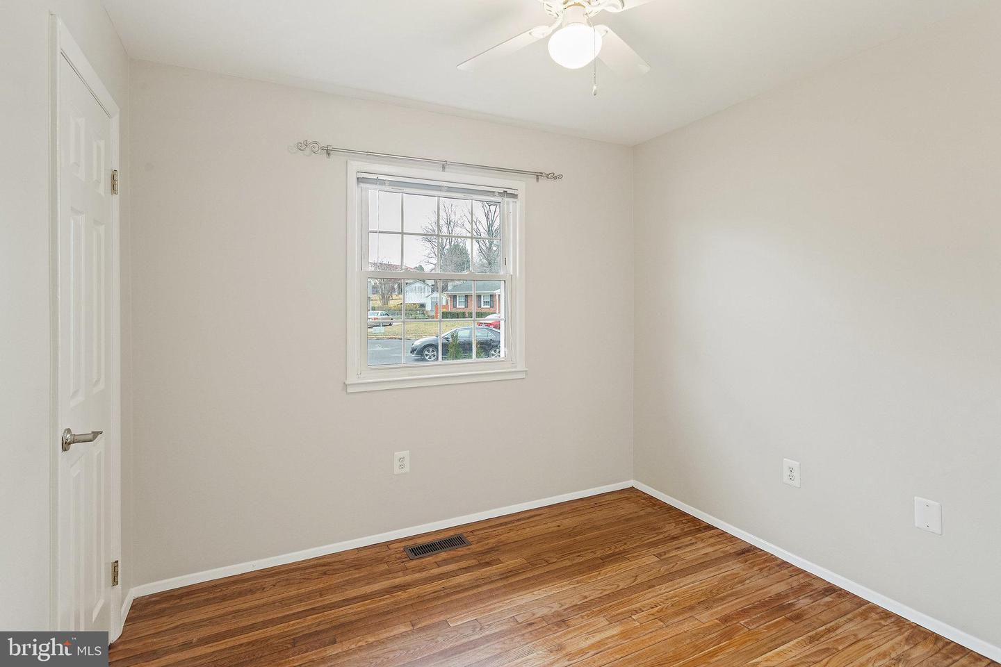 4303 KIRKLAND COURT
