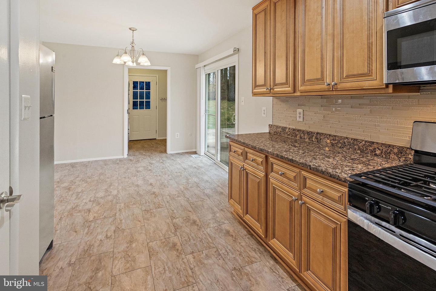 4303 KIRKLAND COURT