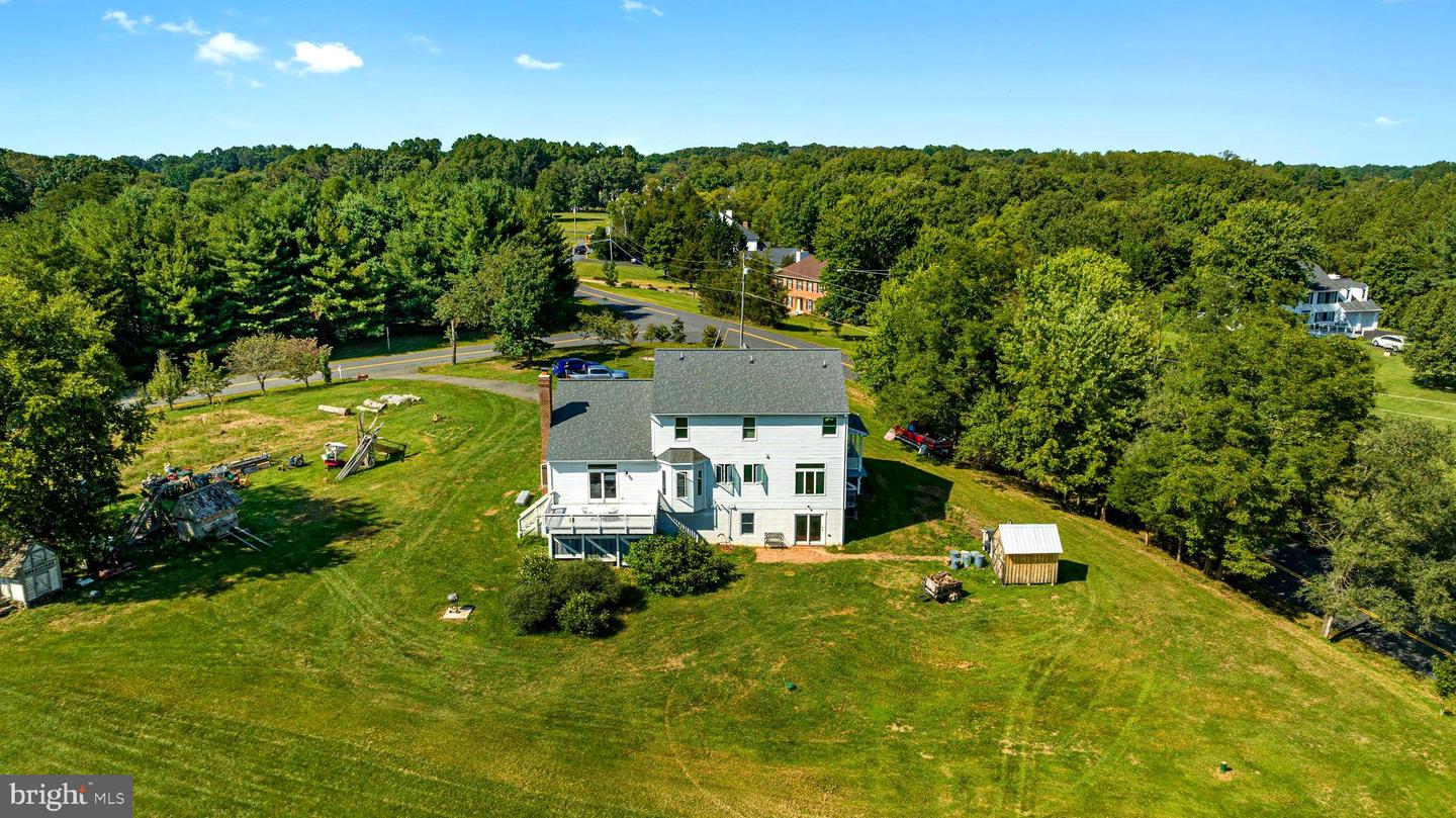 10431 PINEVIEW ROAD