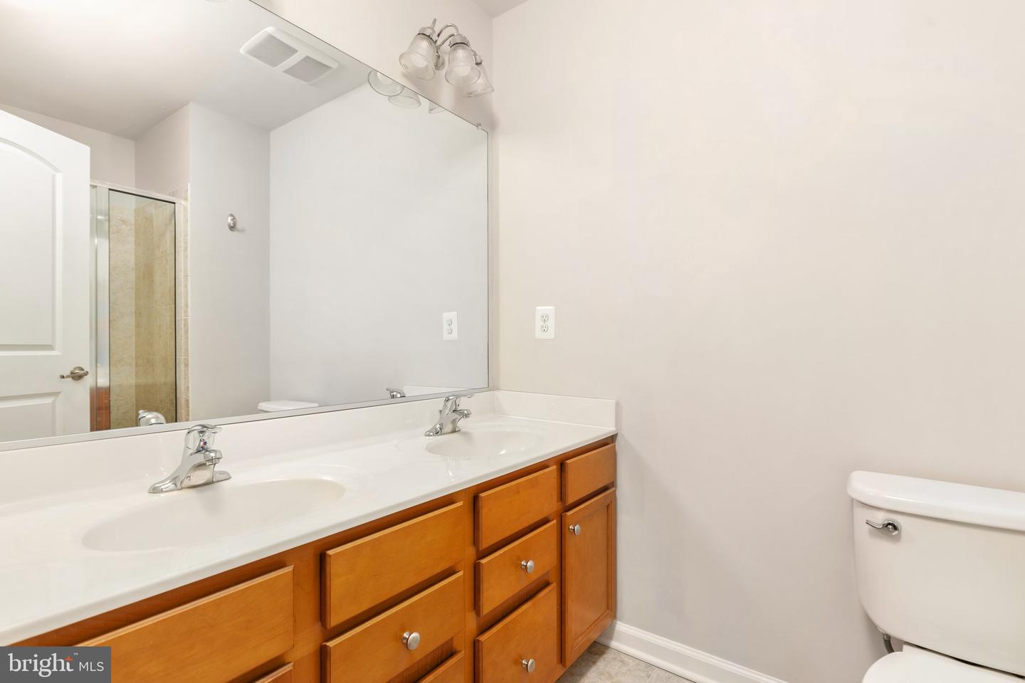 15415 ROSEMONT MANOR DRIVE