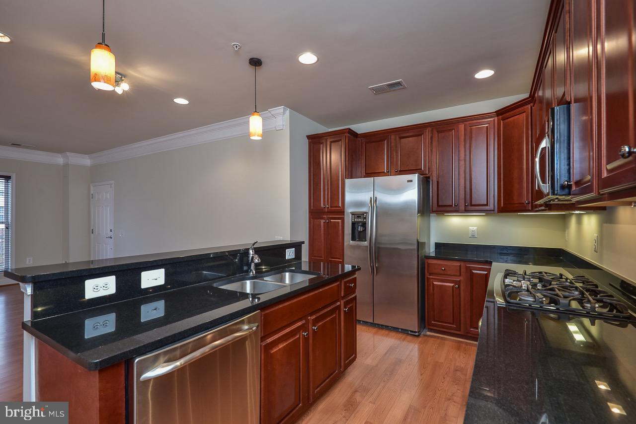 2237 OBERLIN DRIVE