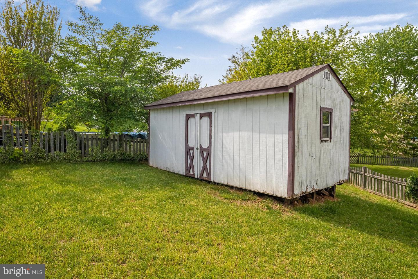 5624 REARDON LANE