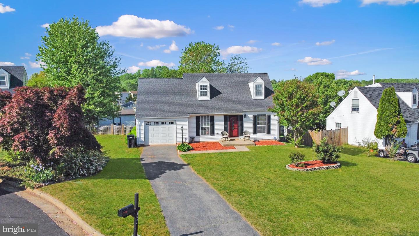 5624 REARDON LANE