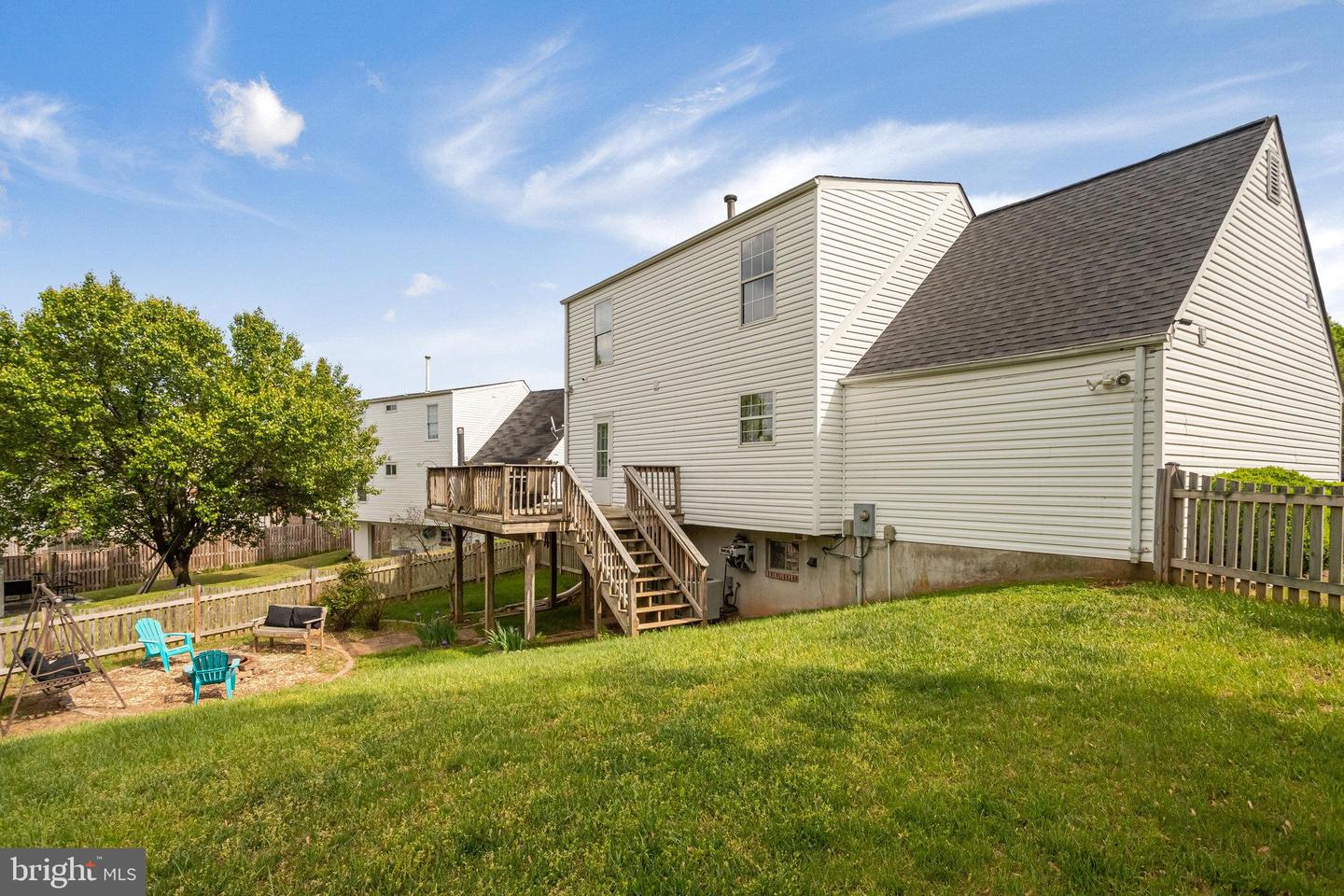 5624 REARDON LANE
