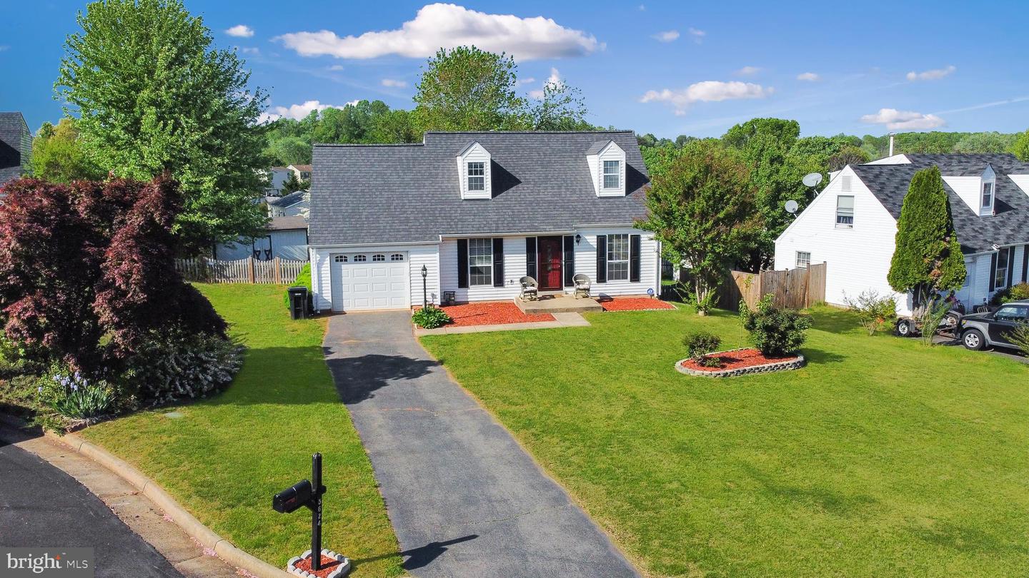 5624 REARDON LANE