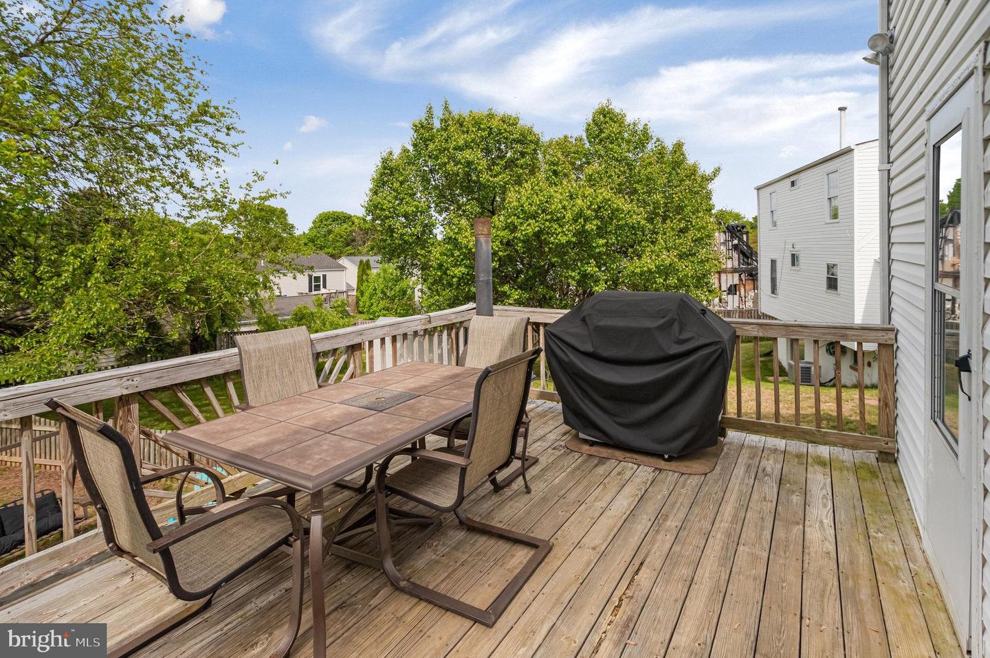 5624 REARDON LANE