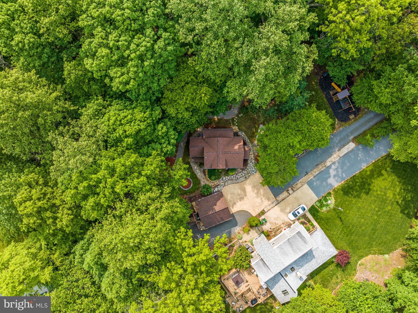 16014 TIFFANY LANE