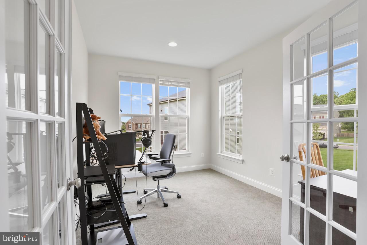 9557 KIMBLETON HALL LOOP