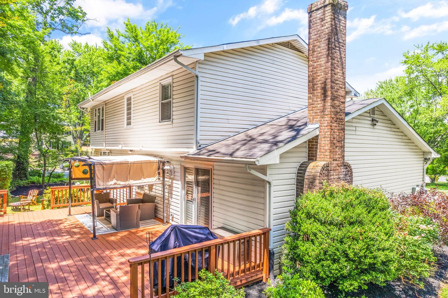 2501 FRASER COURT