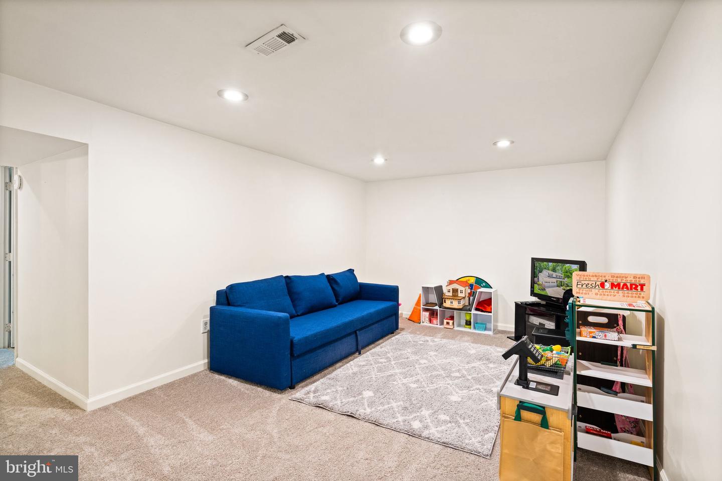2501 FRASER COURT