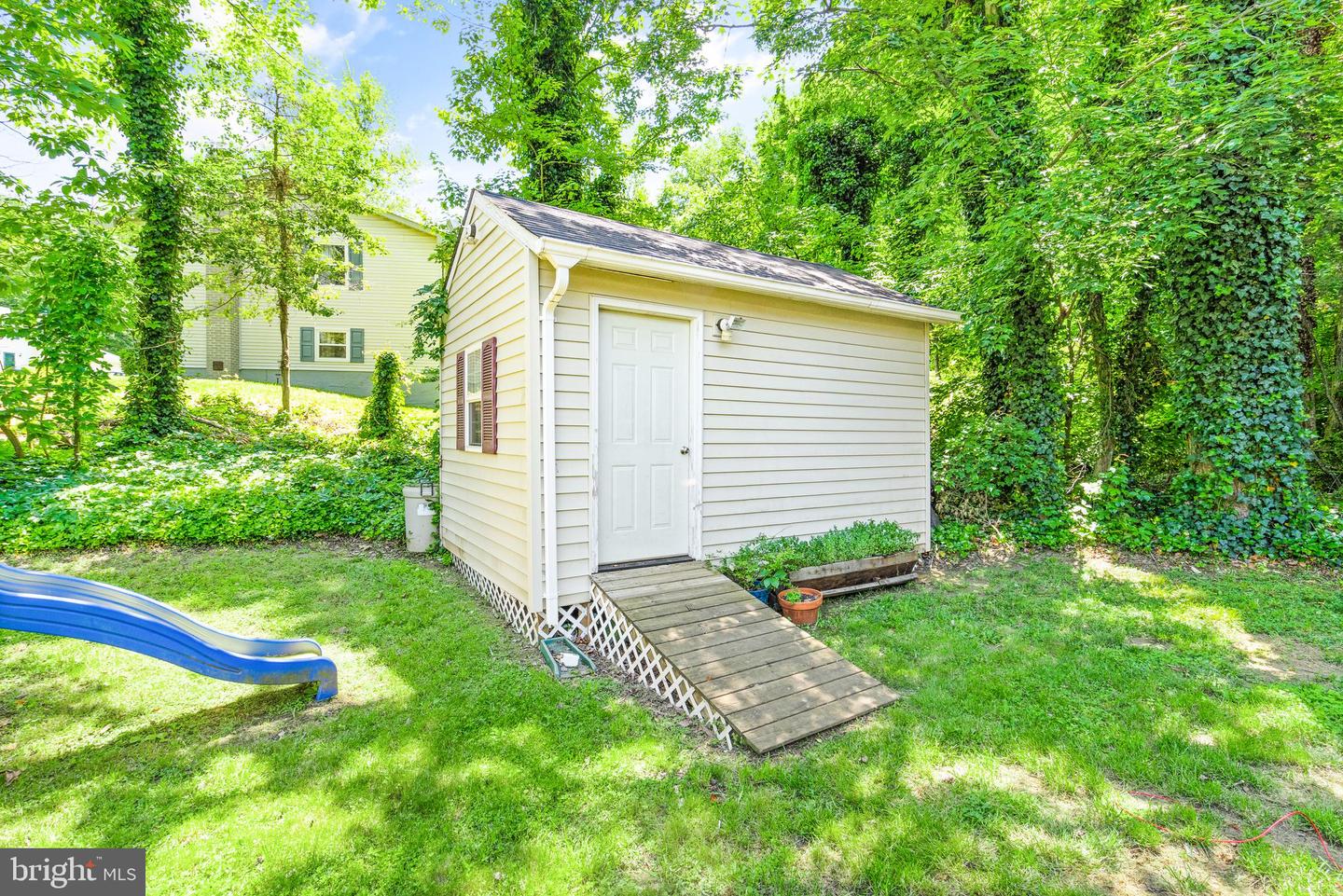 2501 FRASER COURT