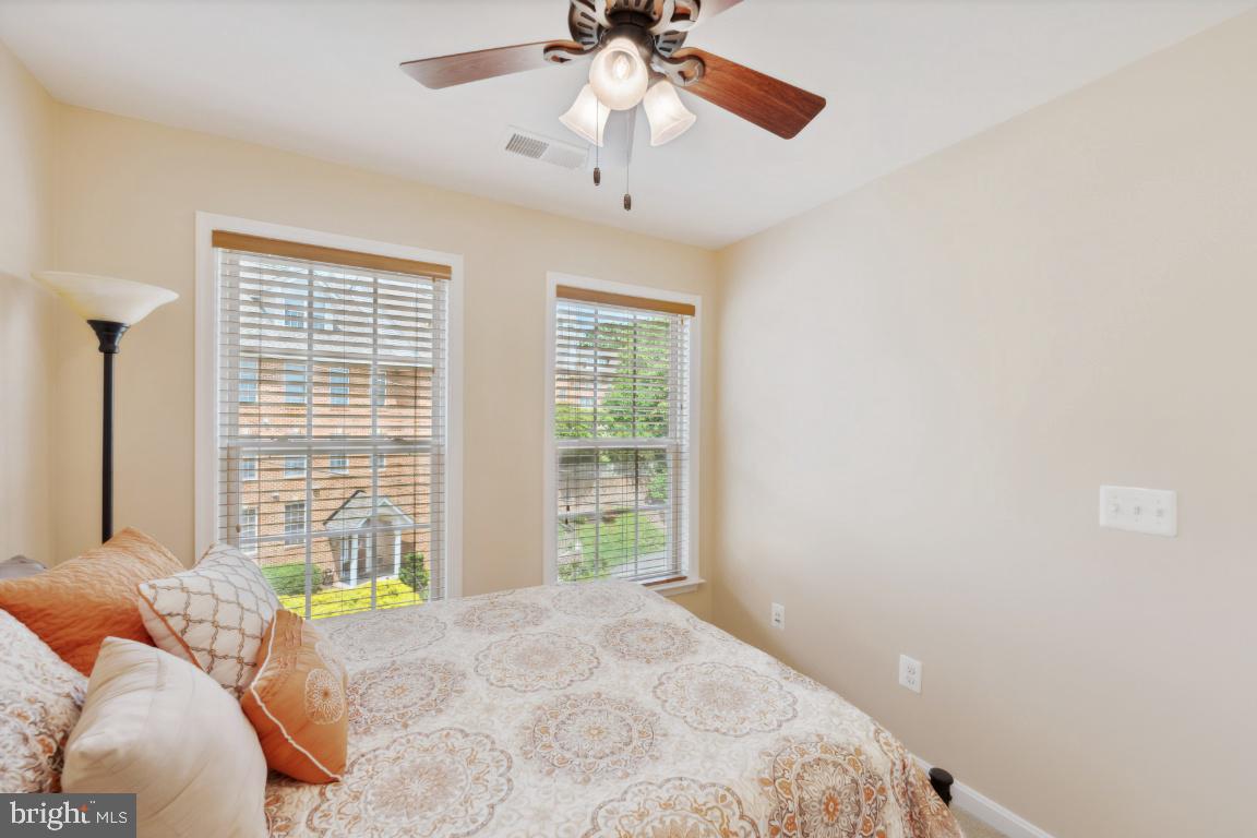 1604 SEBRING COURT