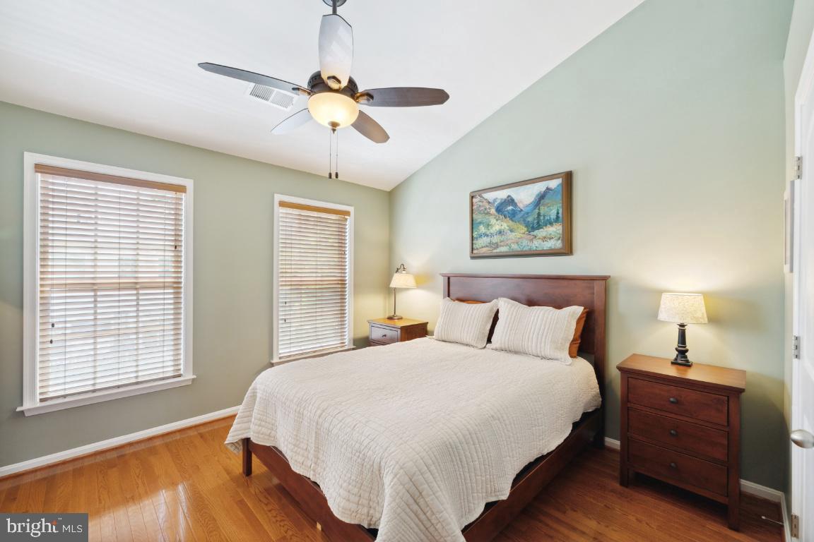 1604 SEBRING COURT