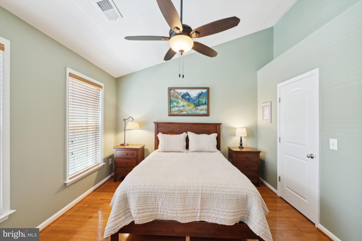 1604 SEBRING COURT