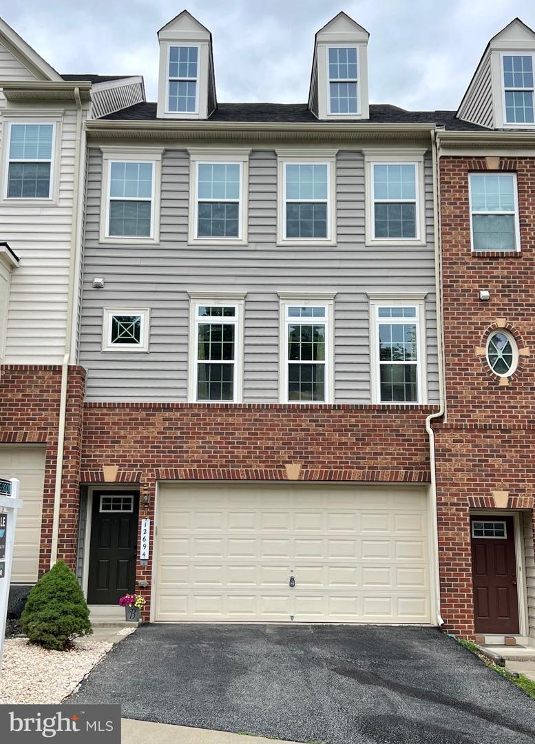 12694 LAKESIDE COURT