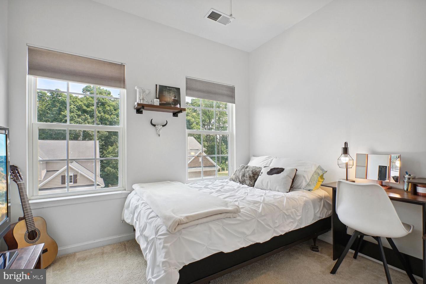 12694 LAKESIDE COURT