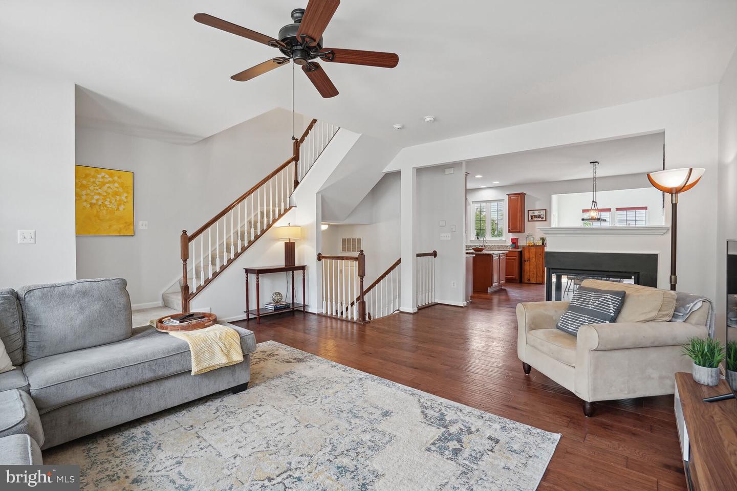12694 LAKESIDE COURT