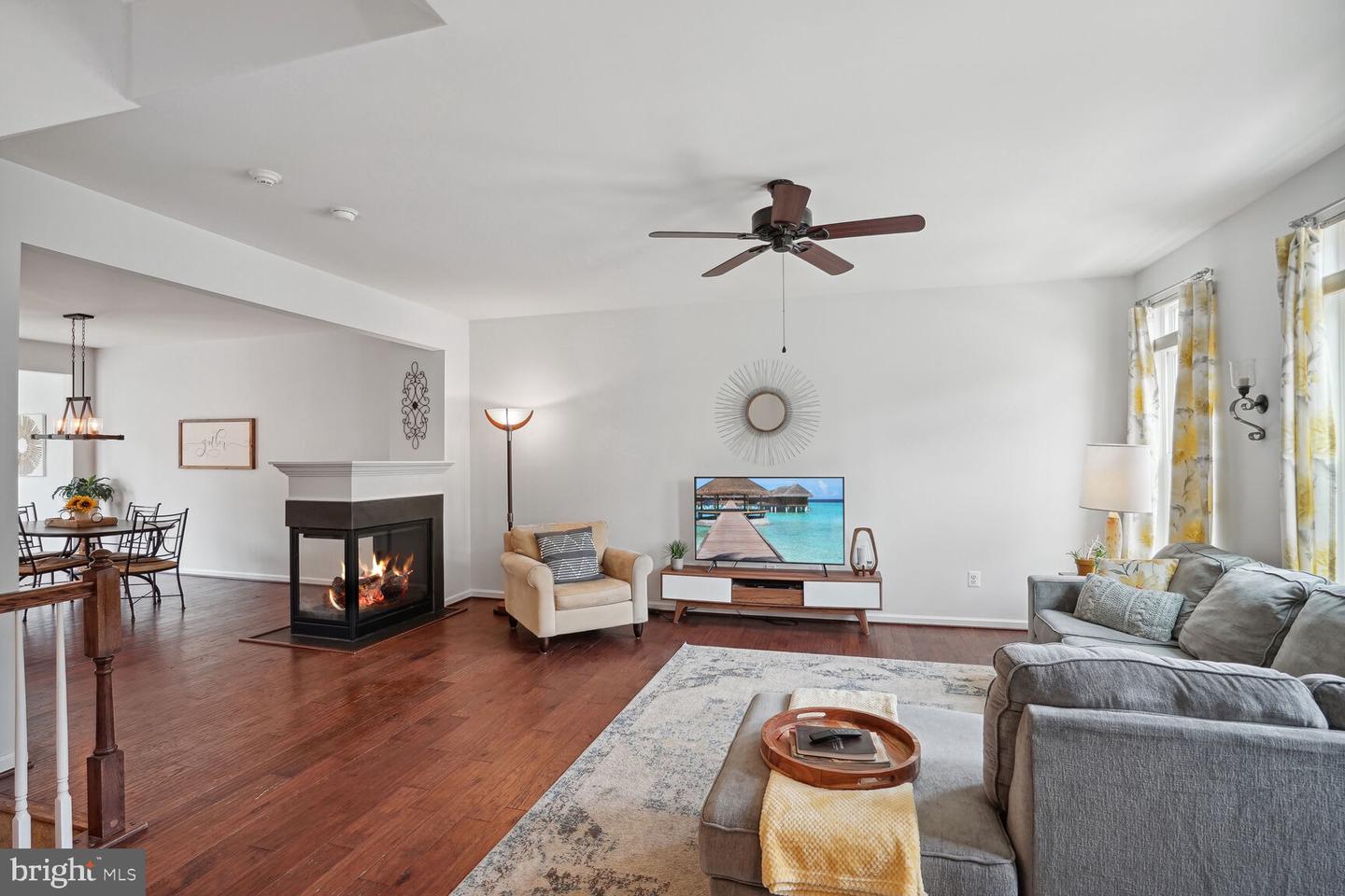 12694 LAKESIDE COURT