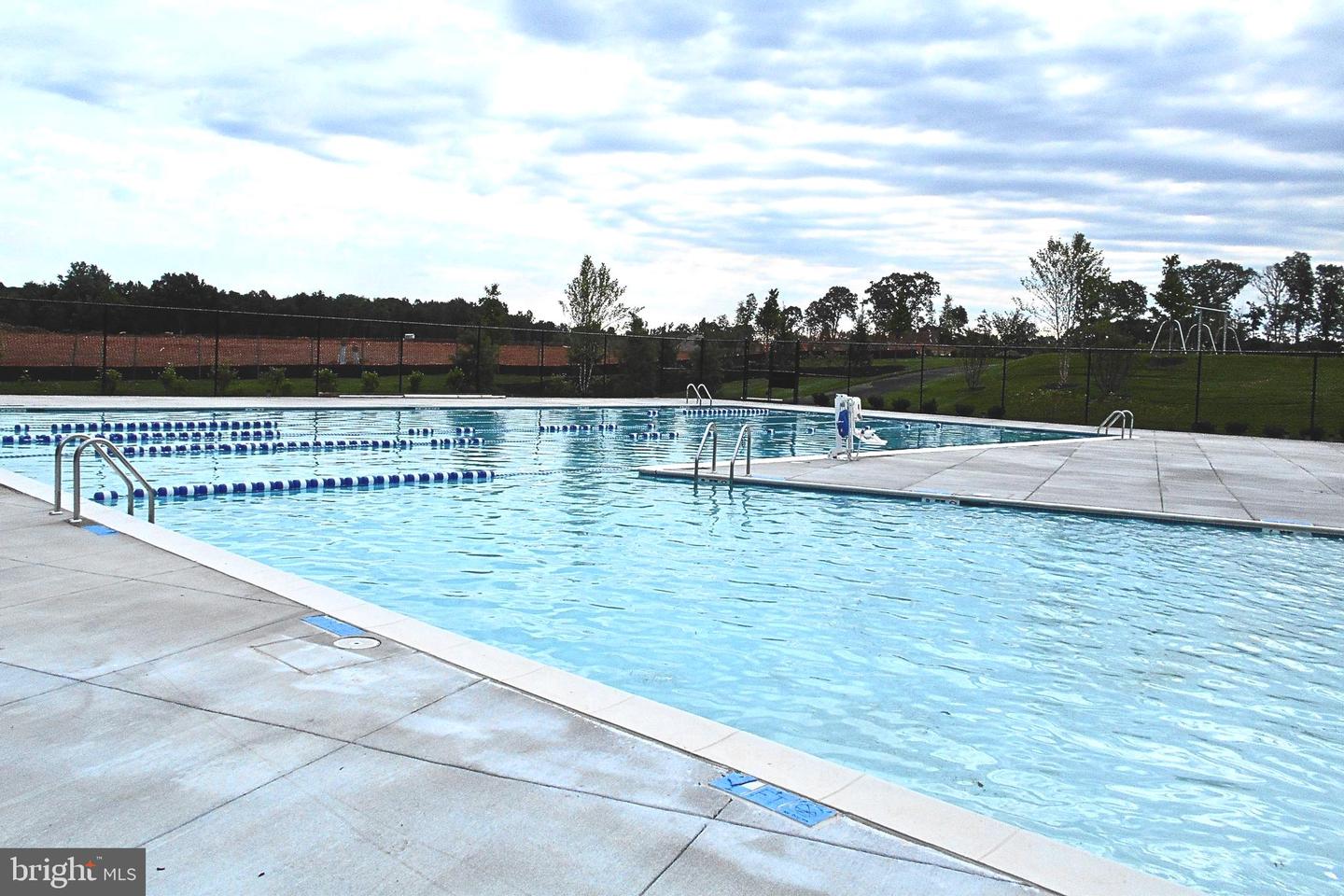 6661 BARTRAMS FOREST LANE