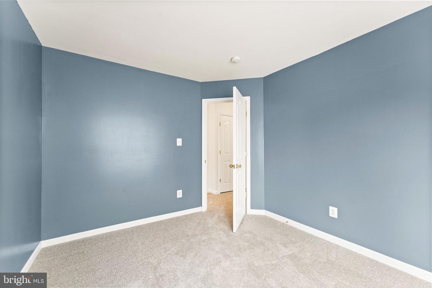8835 MORRISANIA MEWS