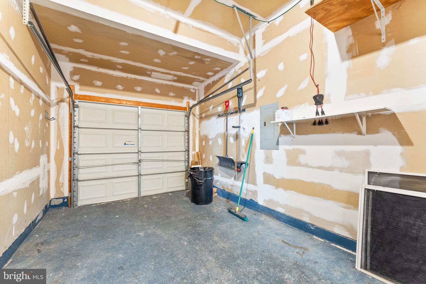 8835 MORRISANIA MEWS