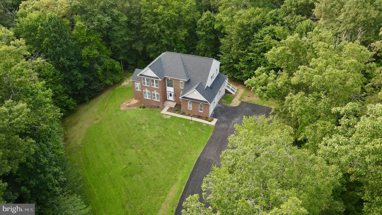 5928 CROOKED CREEK DRIVE