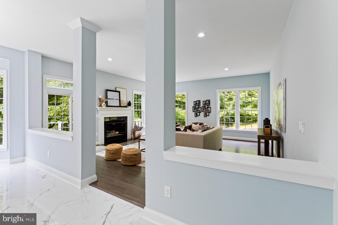 5928 CROOKED CREEK DRIVE