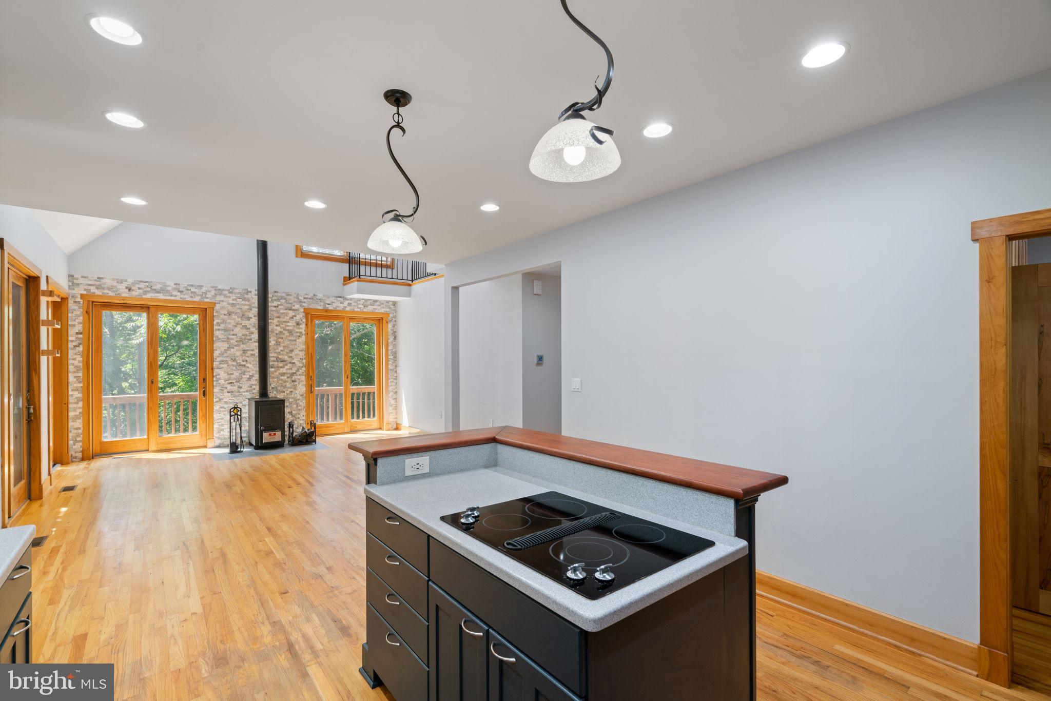 8575 COBB ROAD