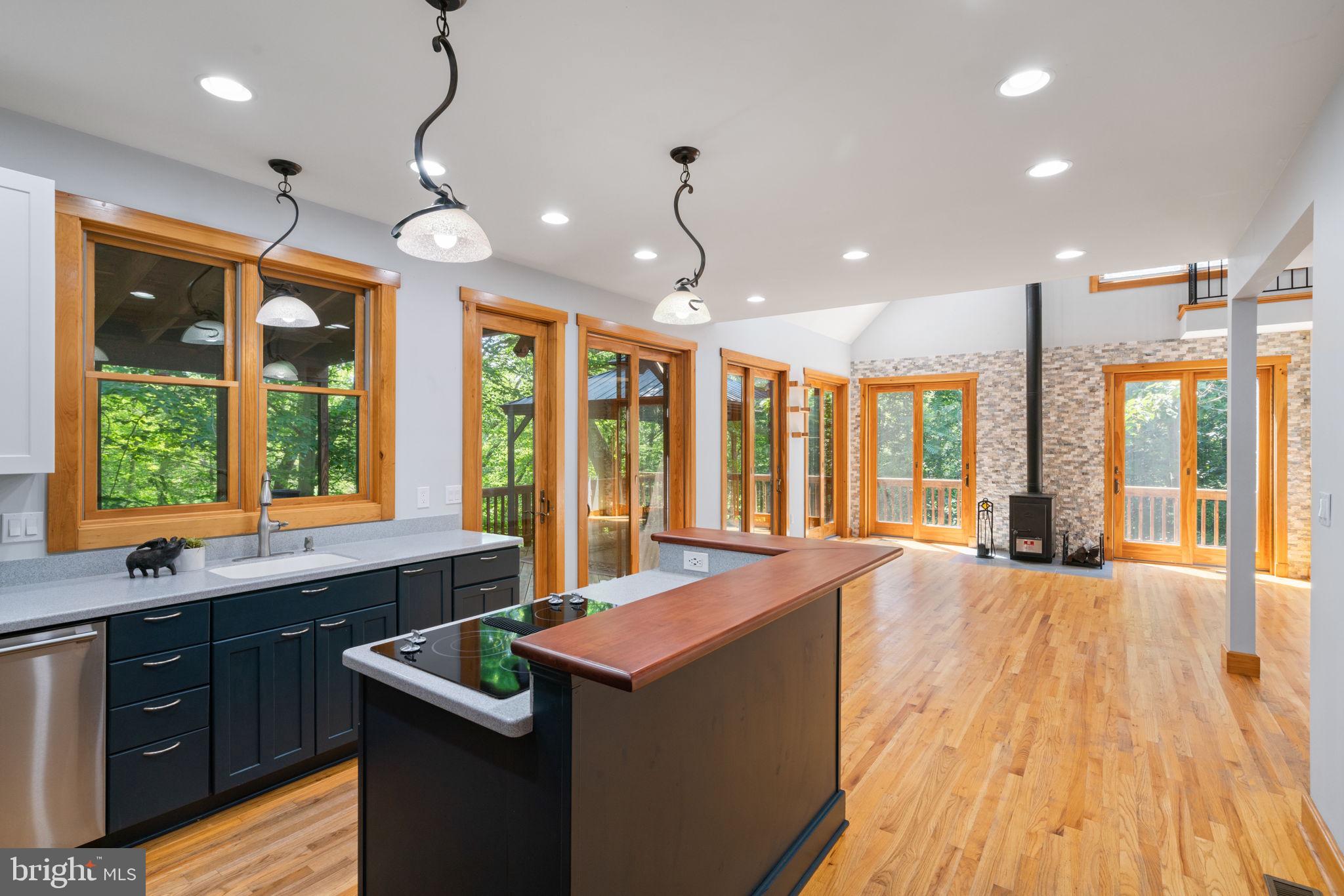 8575 COBB ROAD