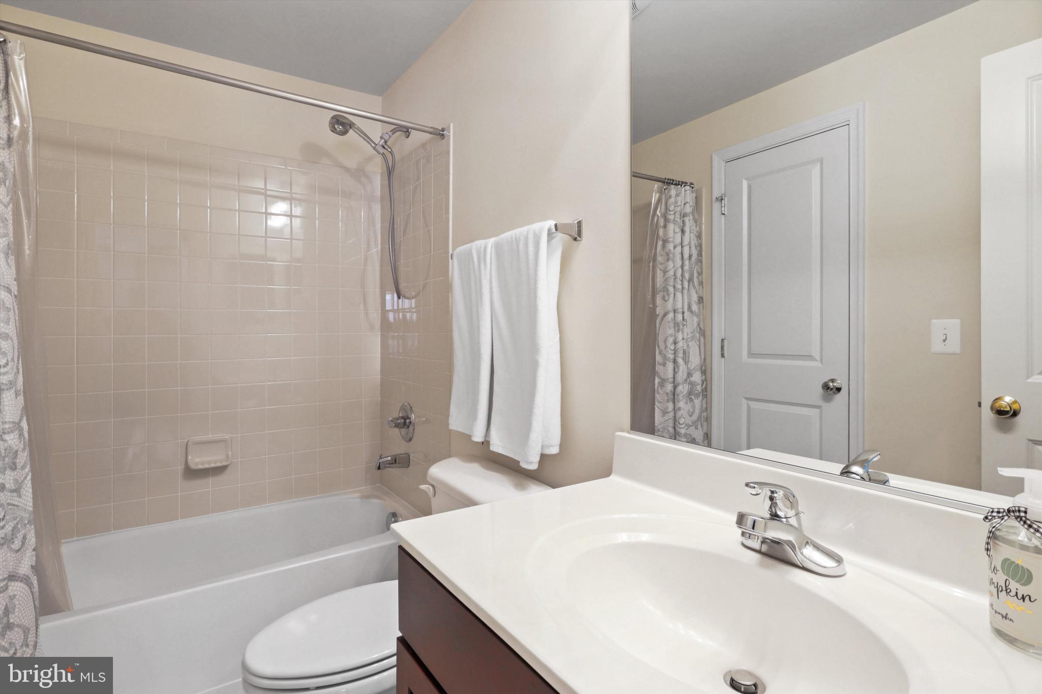 15534 Kelley Farm COURT