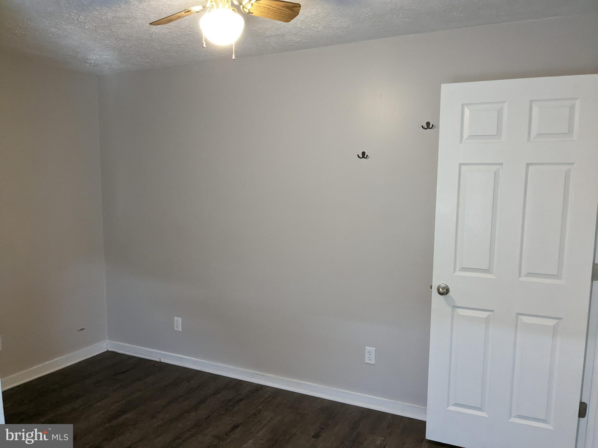 232 POTOMAC AVENUE Unit: 202