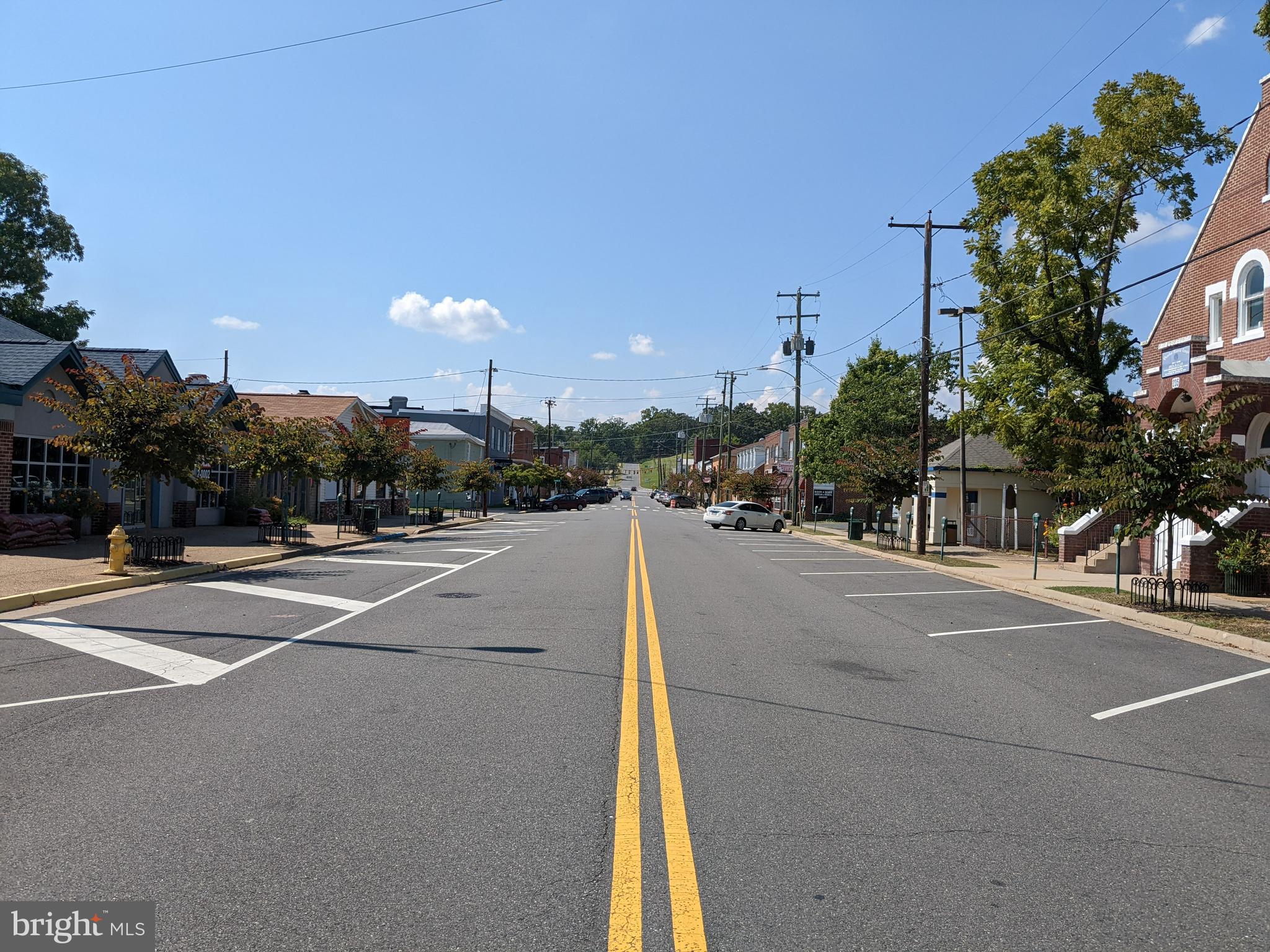 232 POTOMAC AVENUE Unit: 202