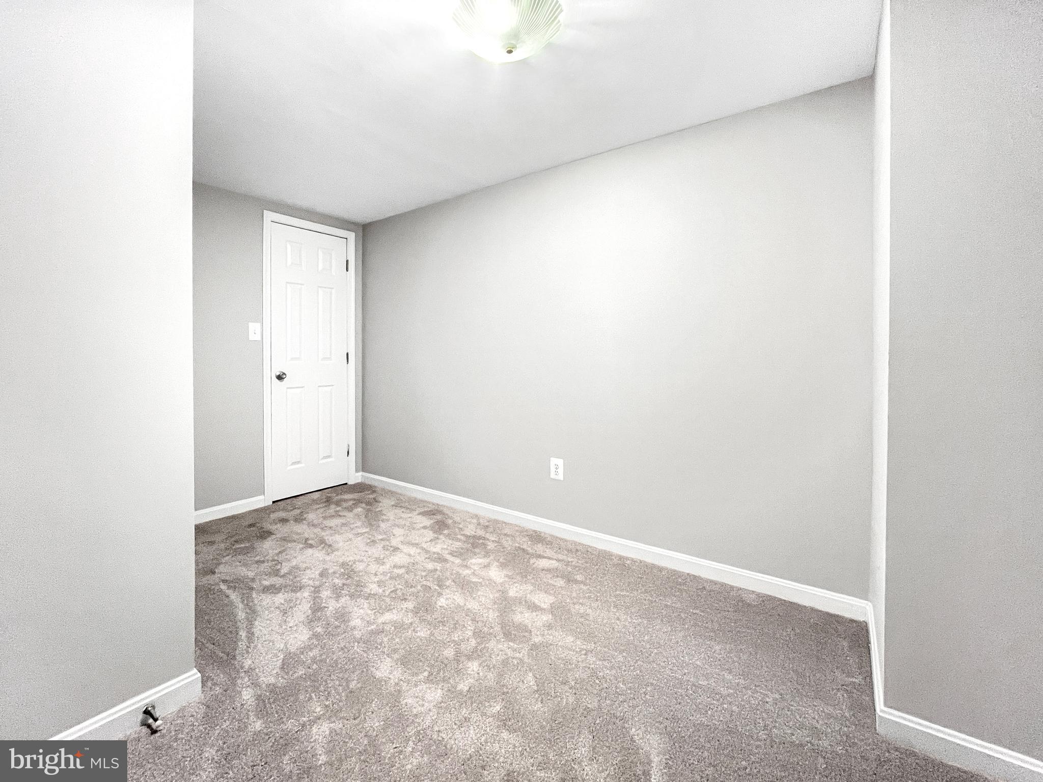 3289 CORCYRA COURT