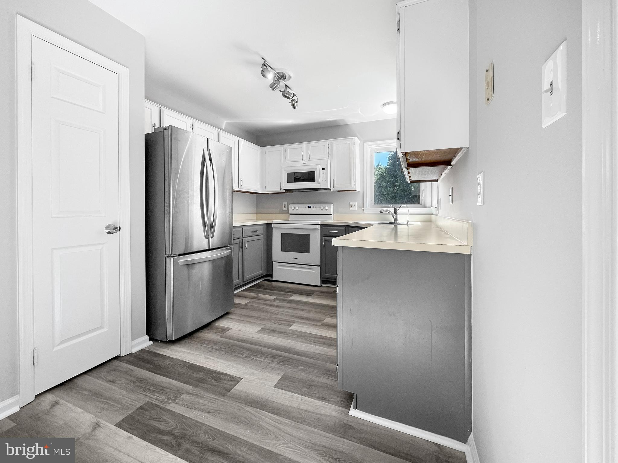 3289 CORCYRA COURT