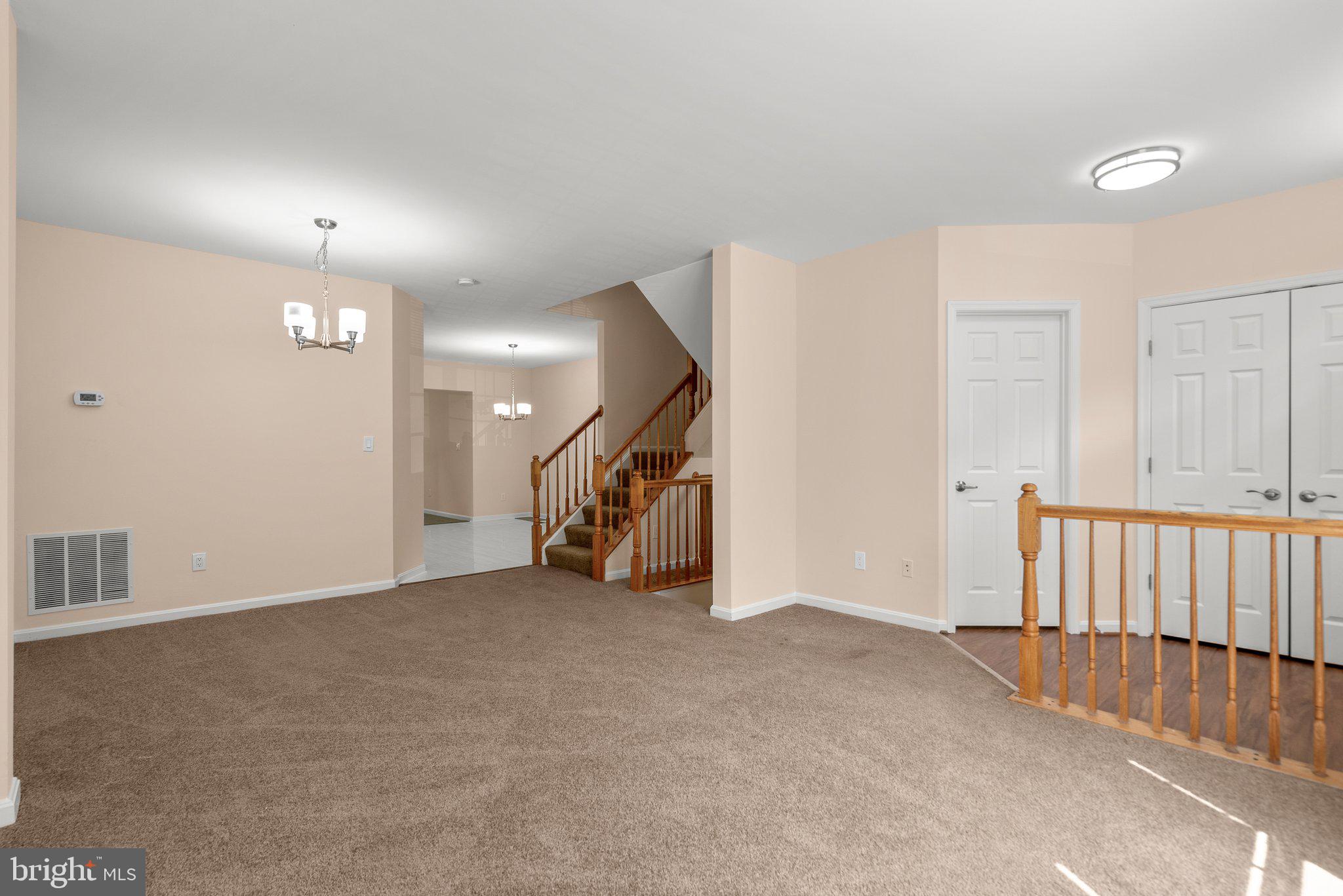5134 RACE POINTE PLACE