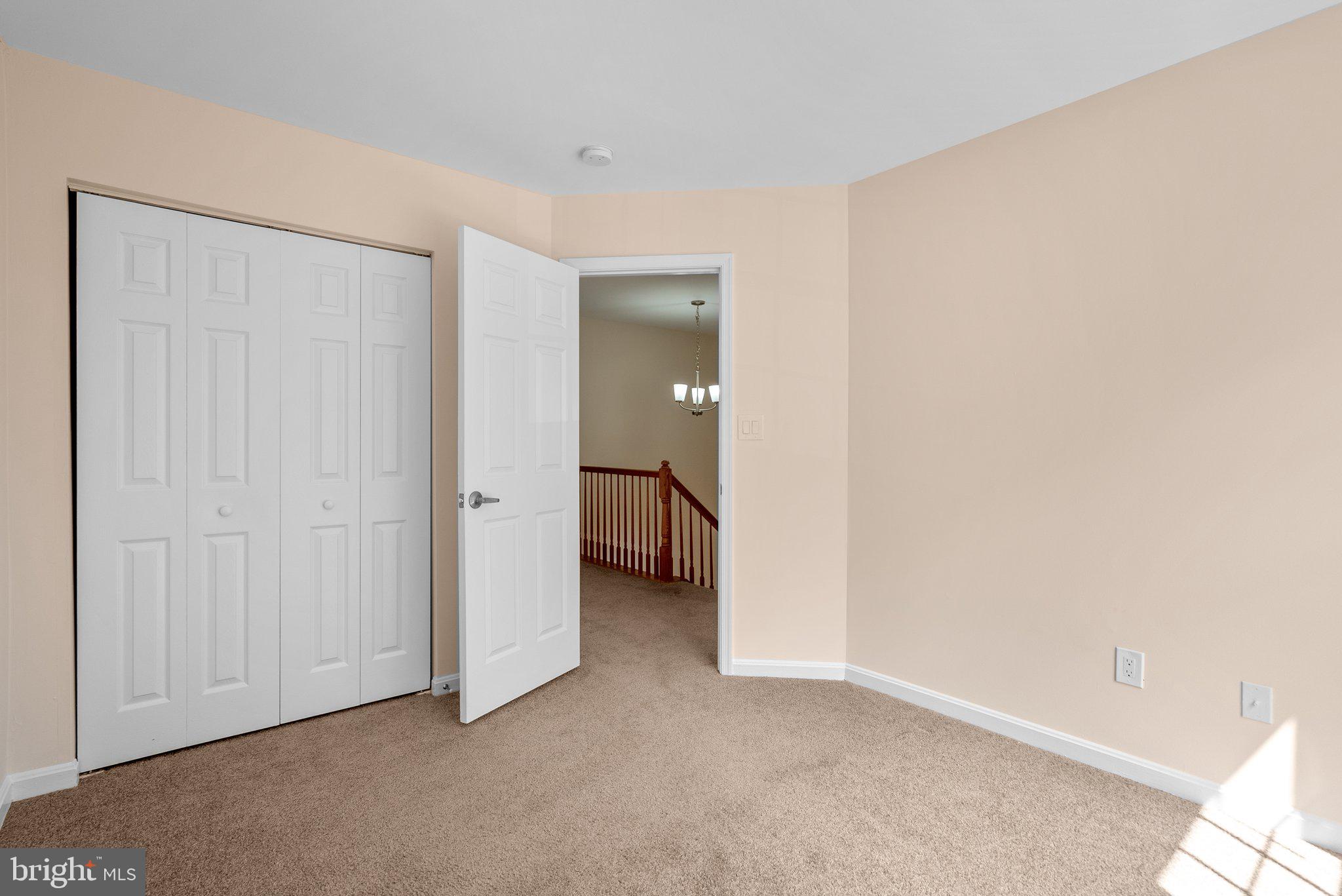 5134 RACE POINTE PLACE