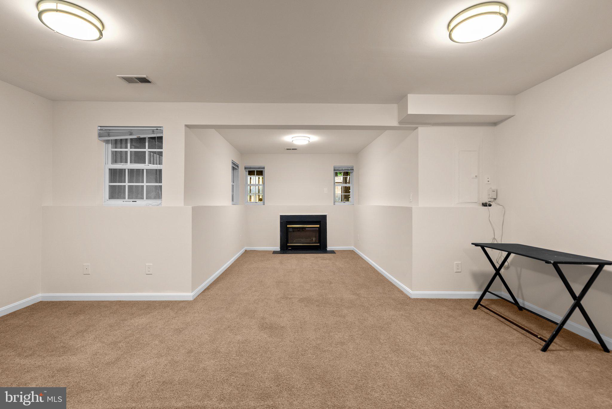 5134 RACE POINTE PLACE