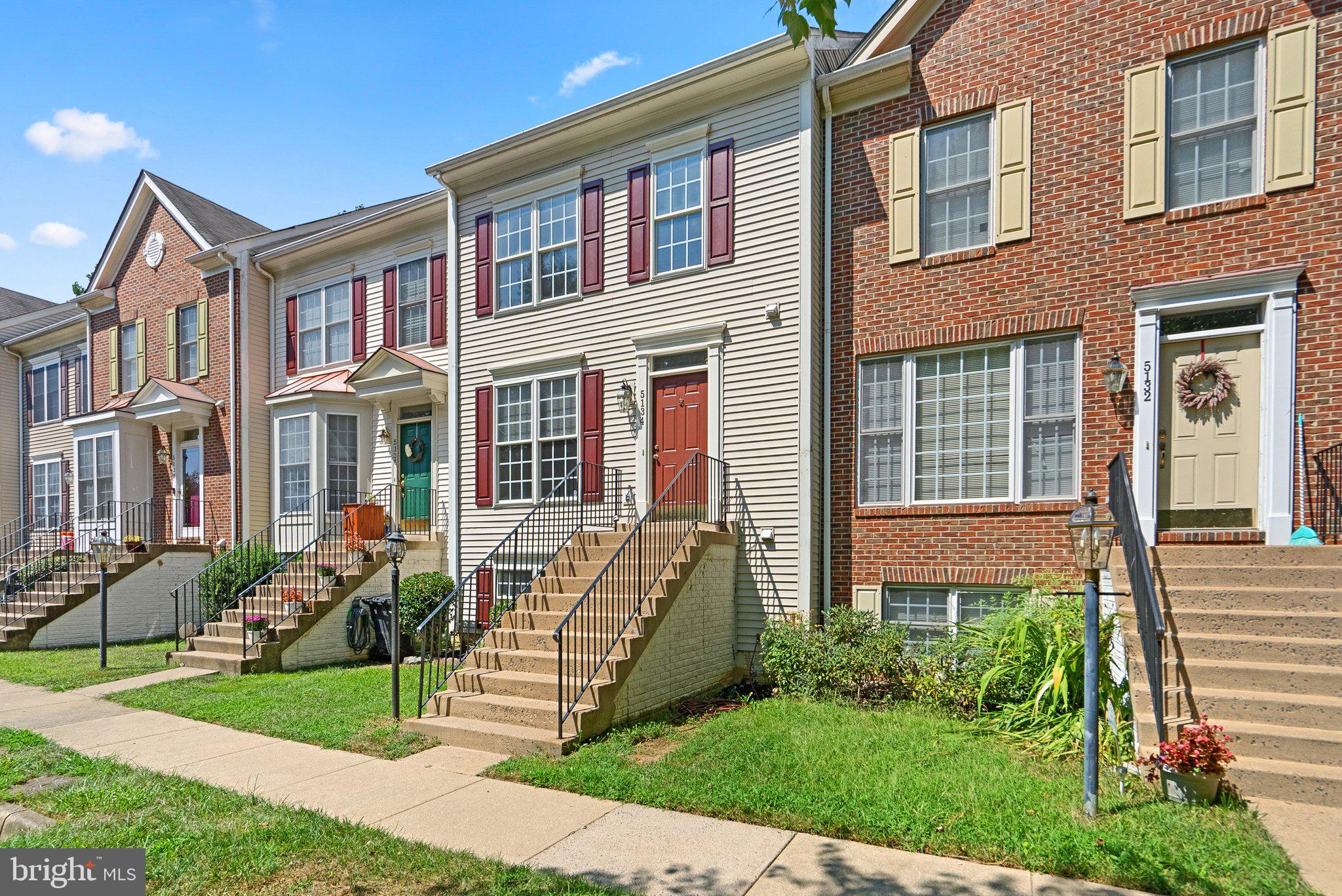 5134 RACE POINTE PLACE
