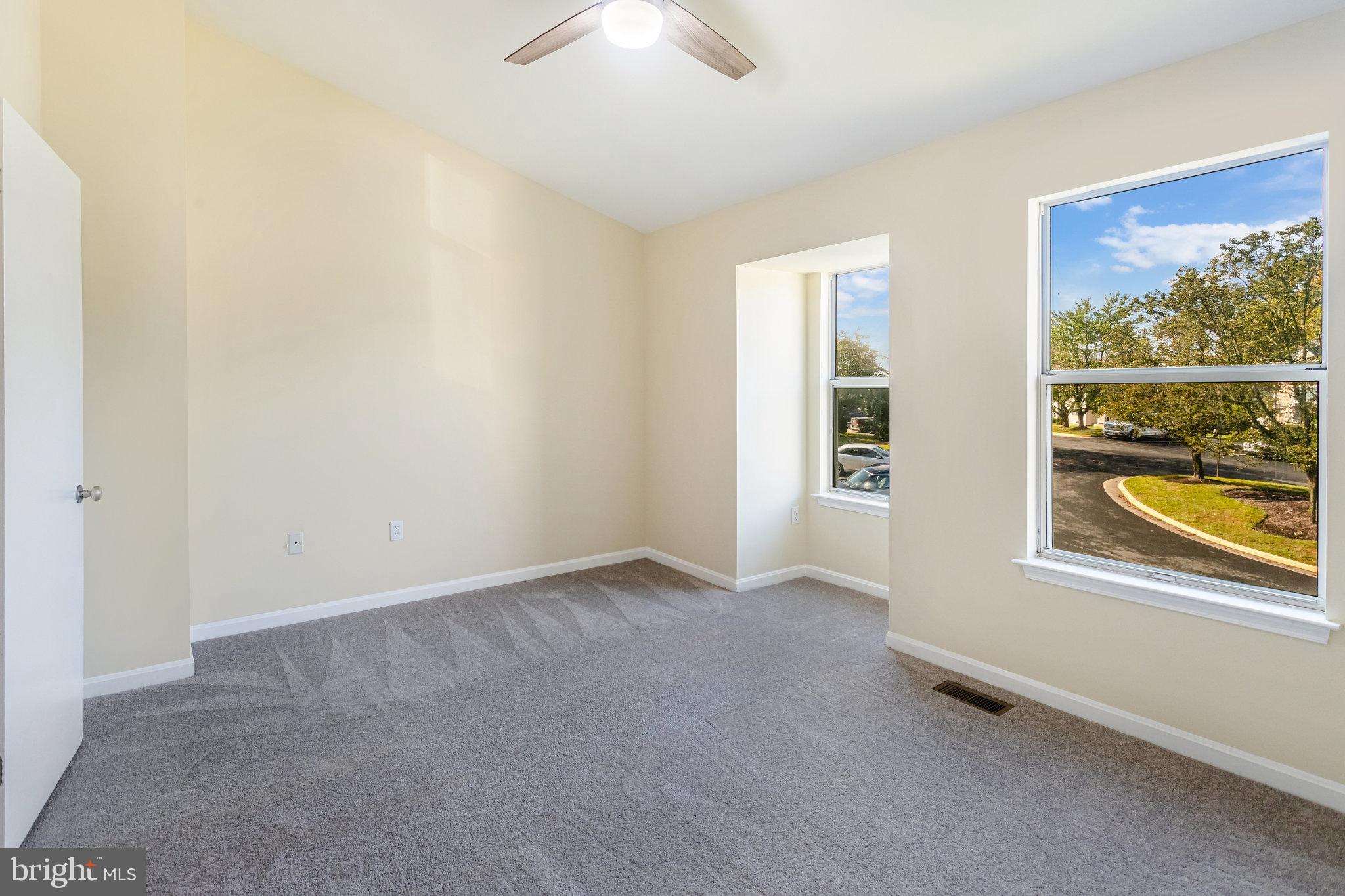 15327 GATEHOUSE TERRACE