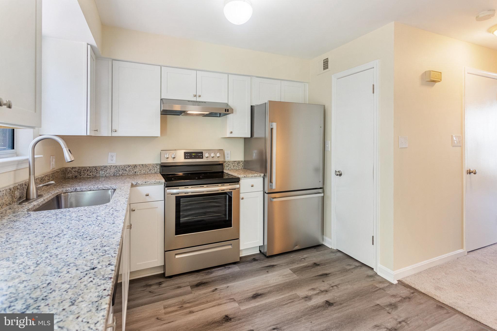 15327 GATEHOUSE TERRACE