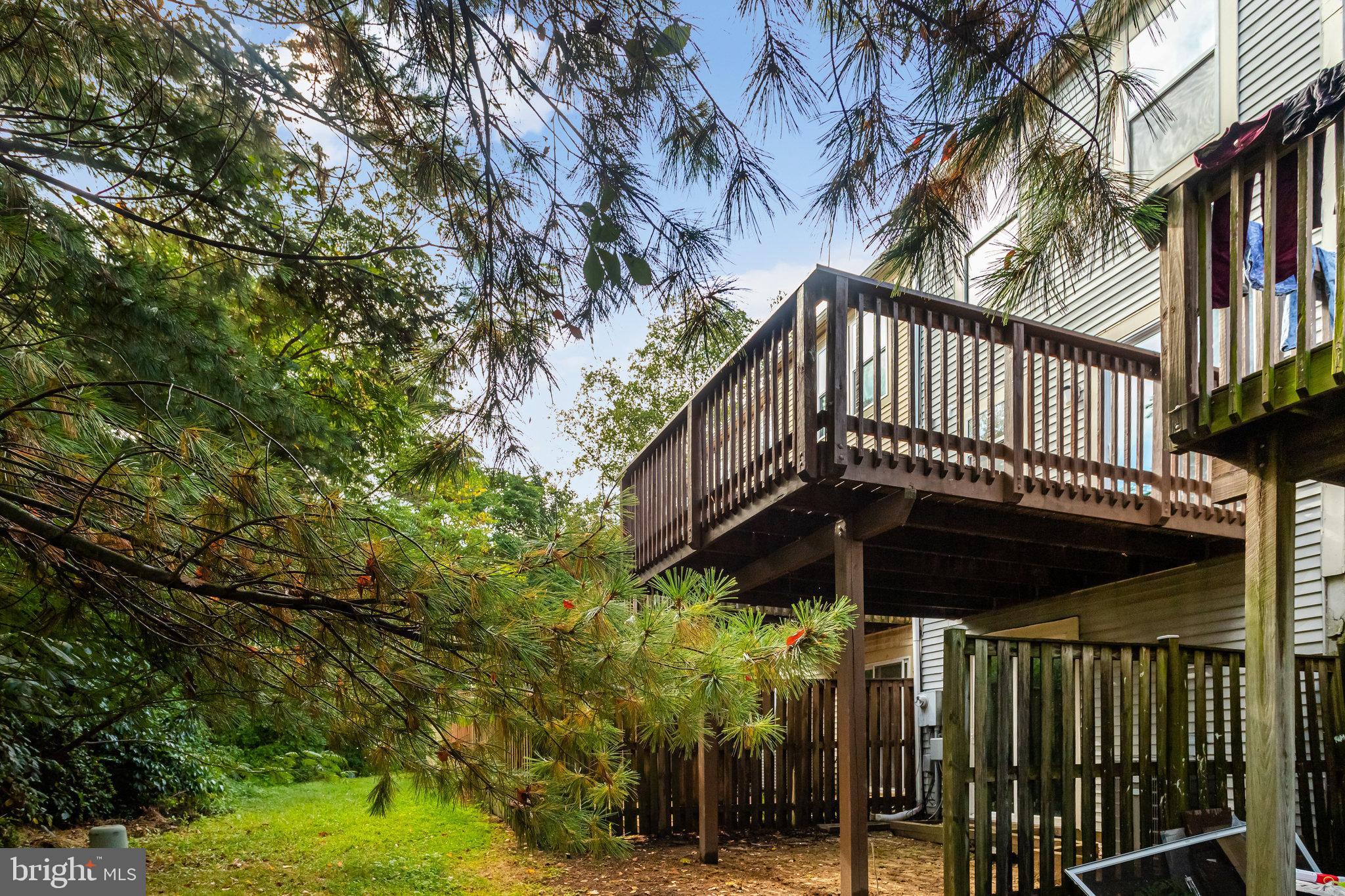 15327 GATEHOUSE TERRACE