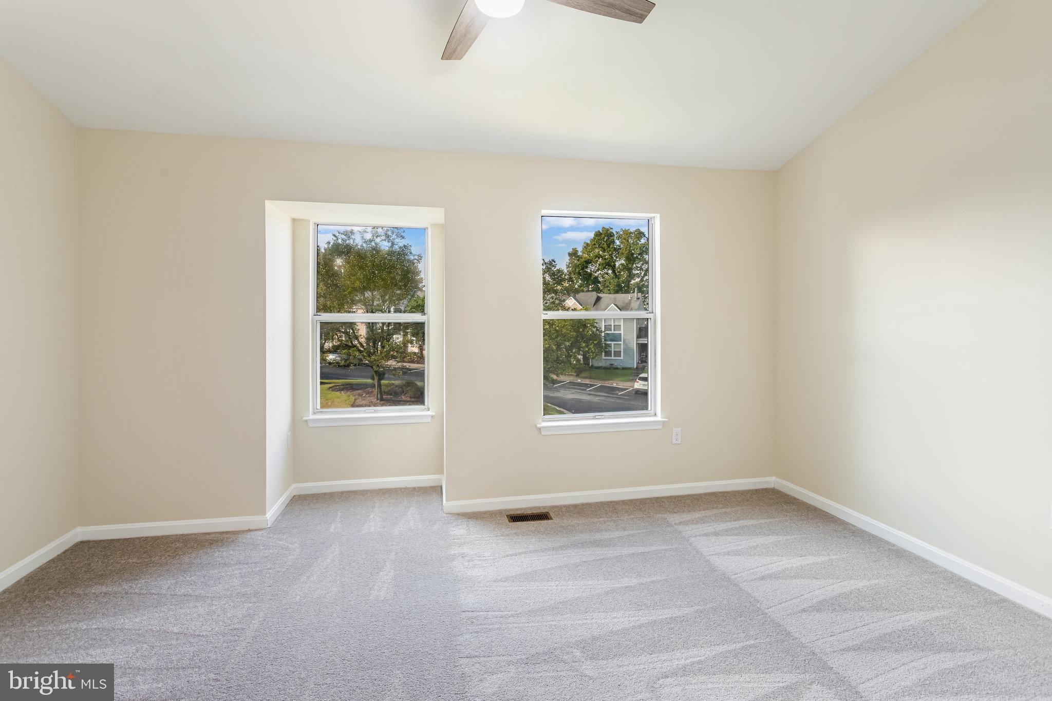 15327 GATEHOUSE TERRACE